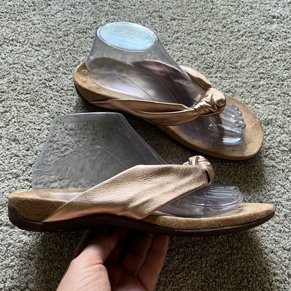 💋 VIONIC Women's Knotted Tan Sandals 💋
